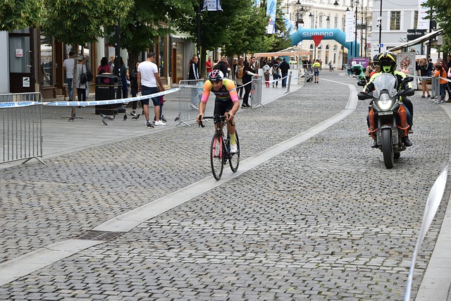 馆的落成 馆的落成